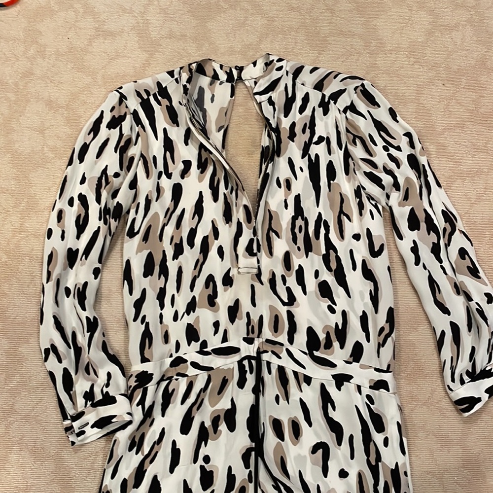 Romper - Picture 2 of 3
